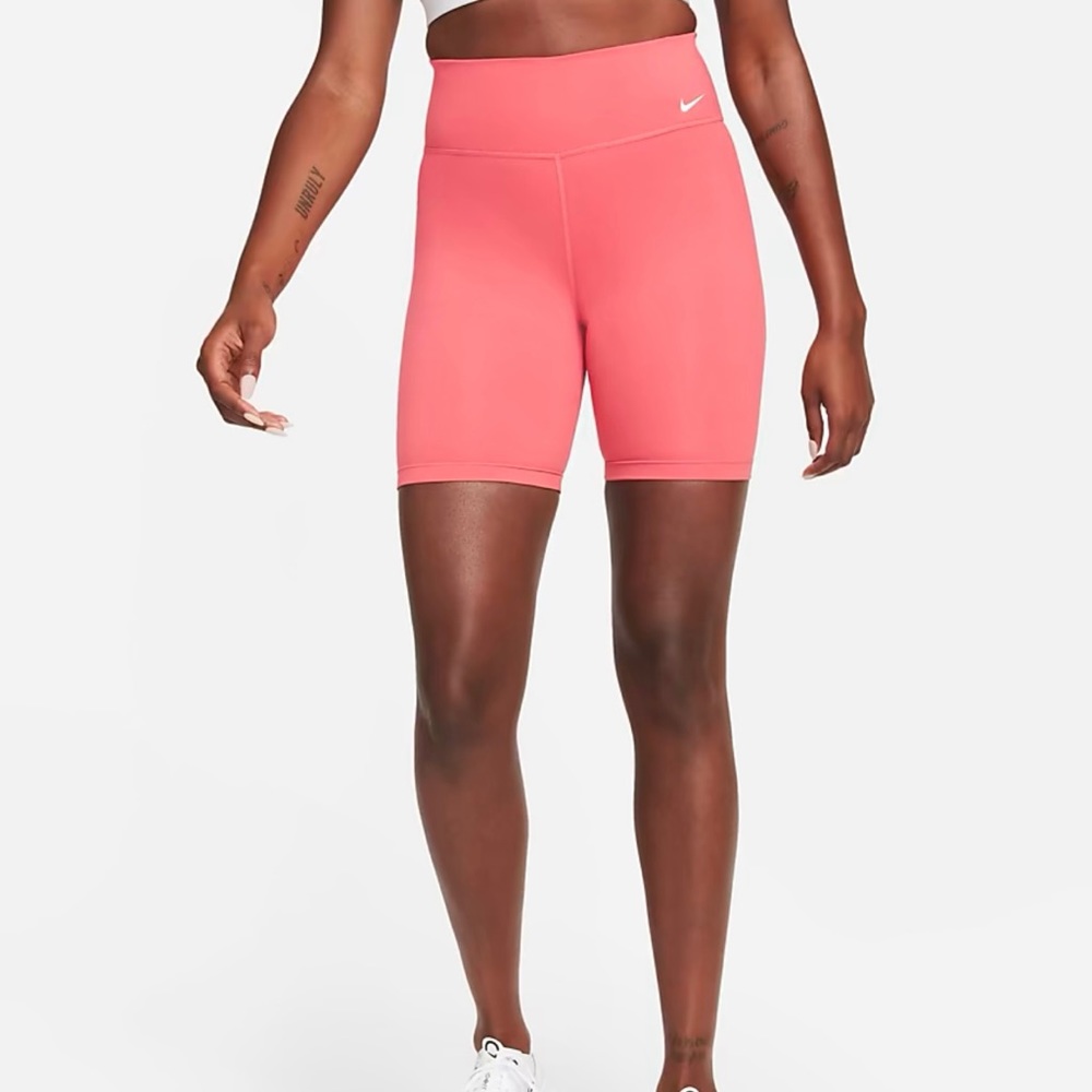 NIKE Women Dri-Fit Mid-Rise Bike Shorts, unused!